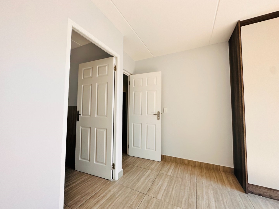 2 Bedroom Property for Sale in Parklands North Western Cape